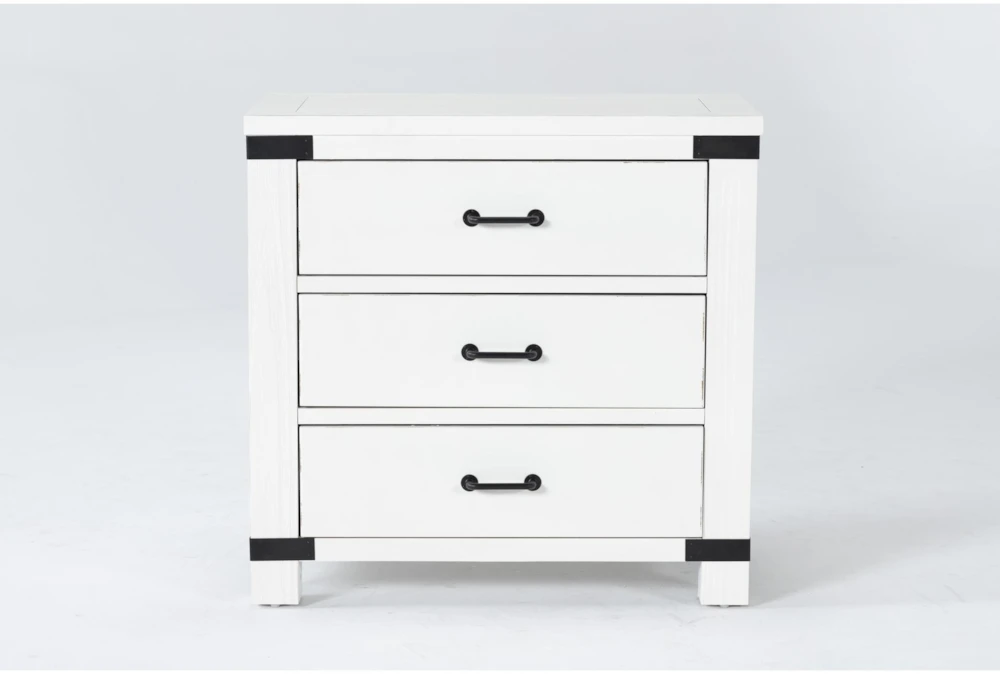 Wade Bachelors Chest